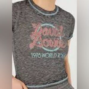 *NEW WITH TAGS* Forever 21 Gray Graphic David Bowie Tour Tee